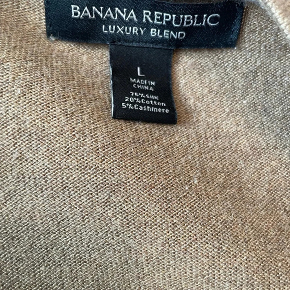 Banana Republic Luxury Blend VNeck Sweater Men's Size Large Tan Cotton Cashmere - Picture 4 of 6